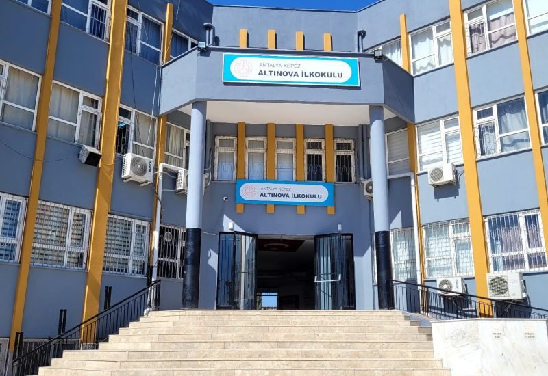 ss-altinova-ilkokulu-02